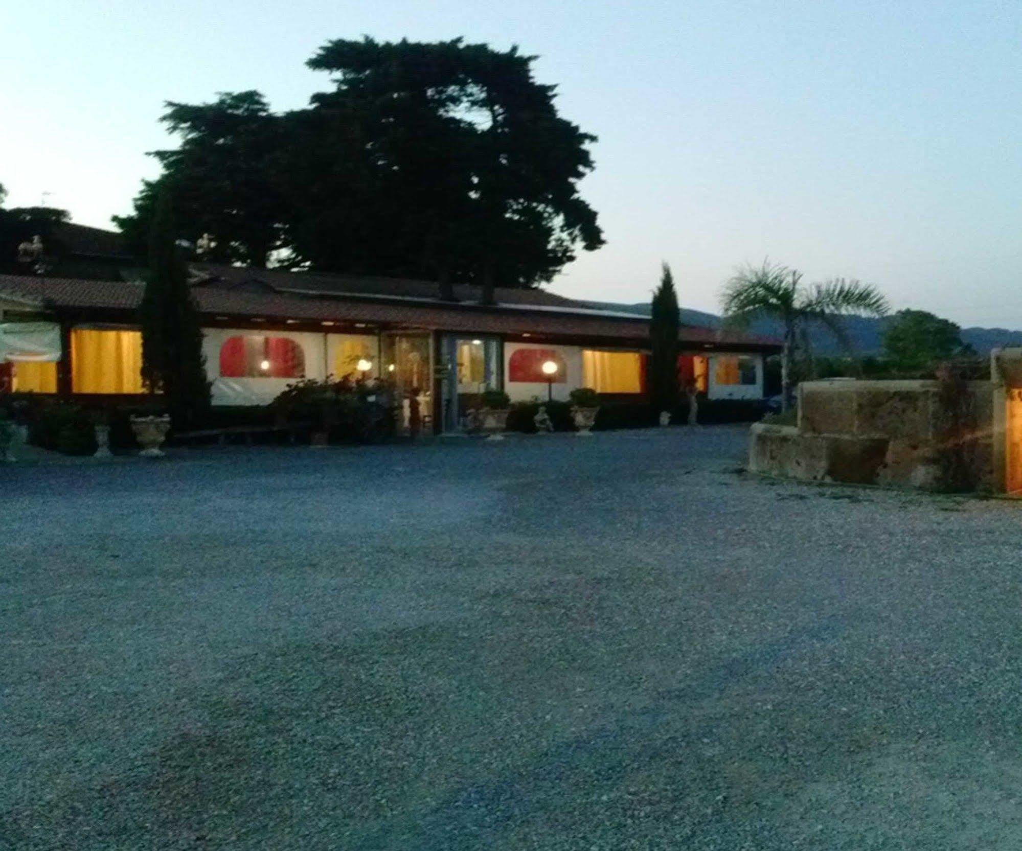 Agriturismo Borgo Dell'Aschetto Marina di Cerveteri Экстерьер фото